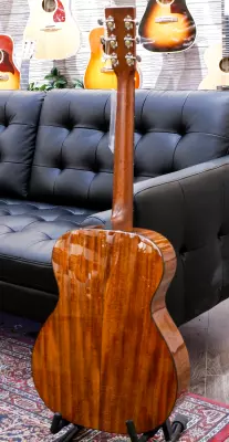 Martin Guitars - 000-18 Spruce Acoustic Guitar 2